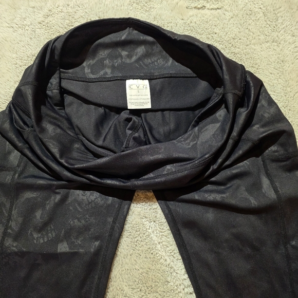 CVG Shadow Skull Print Leggings - Picture 3 of 4